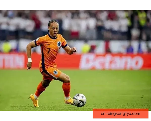 西蒙斯称欧冠主场誓取三分胜利